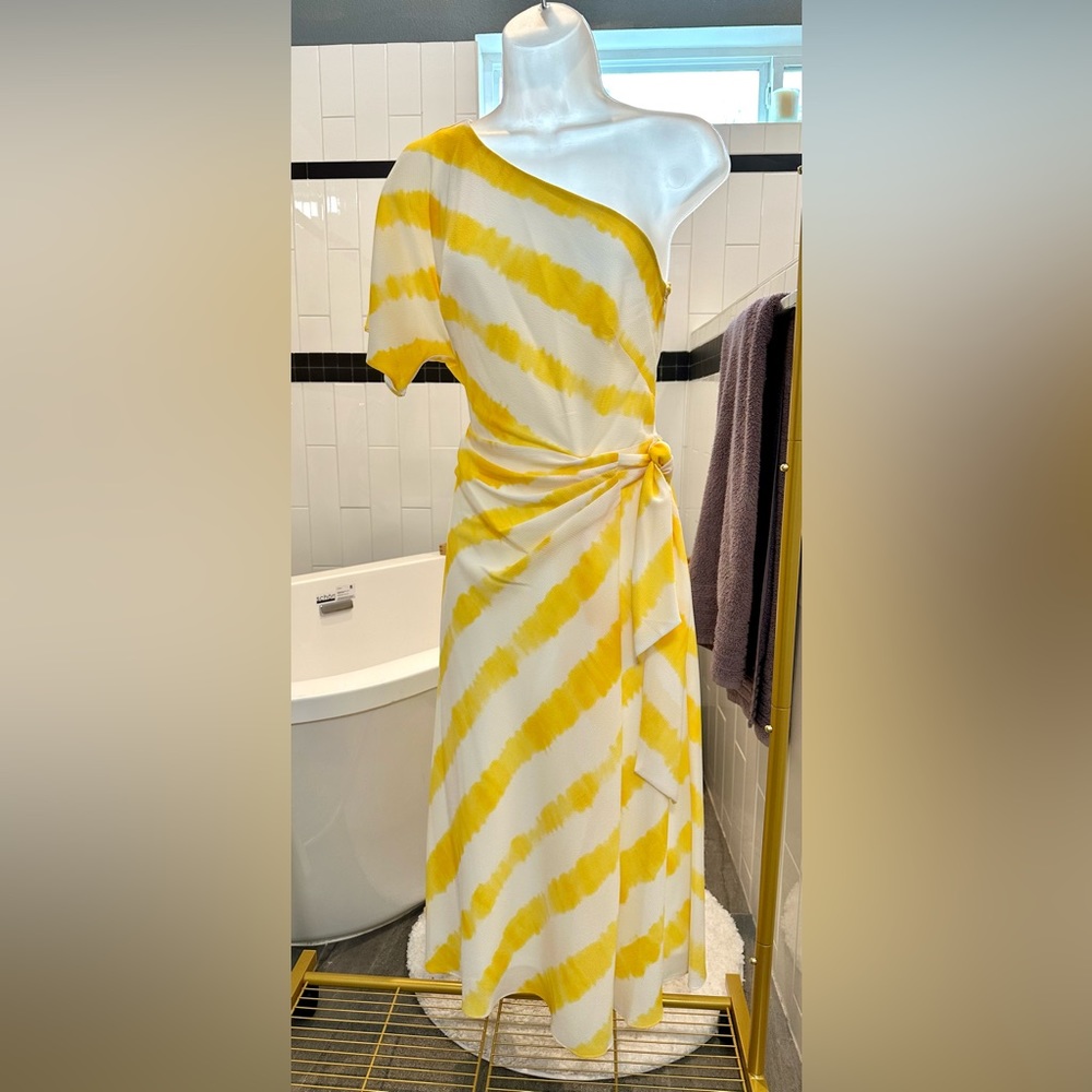 NWOT Yellow and White, One Shoulder Lauren by Ralph Lauren Dress, Size 4 Petite